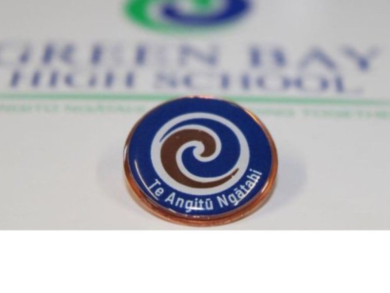 badge badge