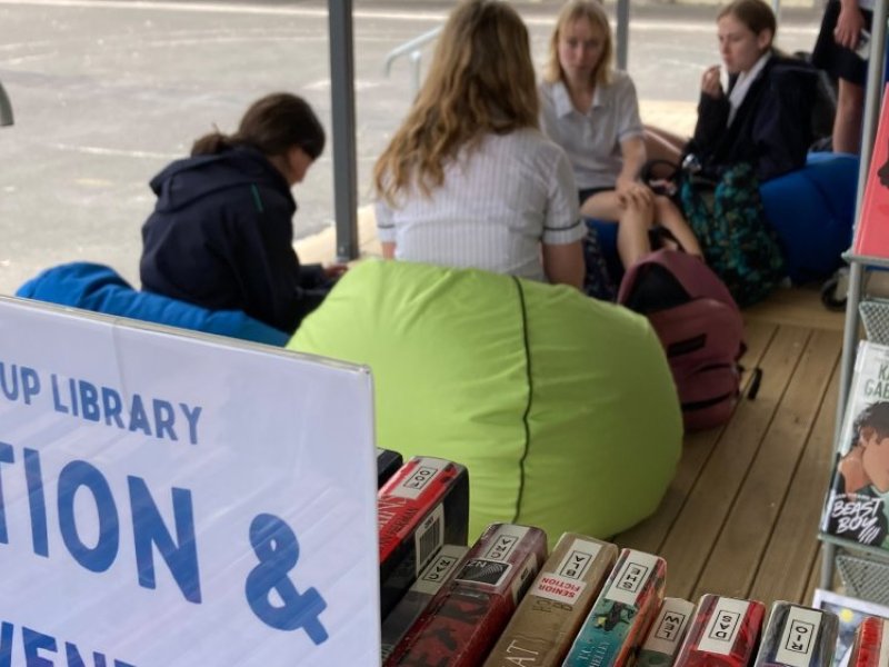 pop up library