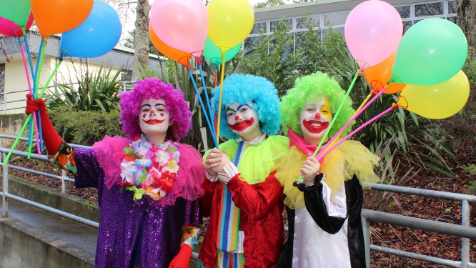 Clowns