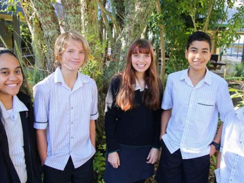 years 9 to 12 uniform