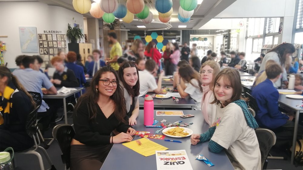 spanish quiz night