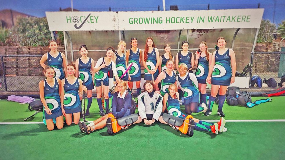 girls hockeyterm2