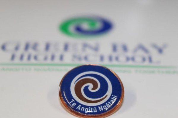 badge
