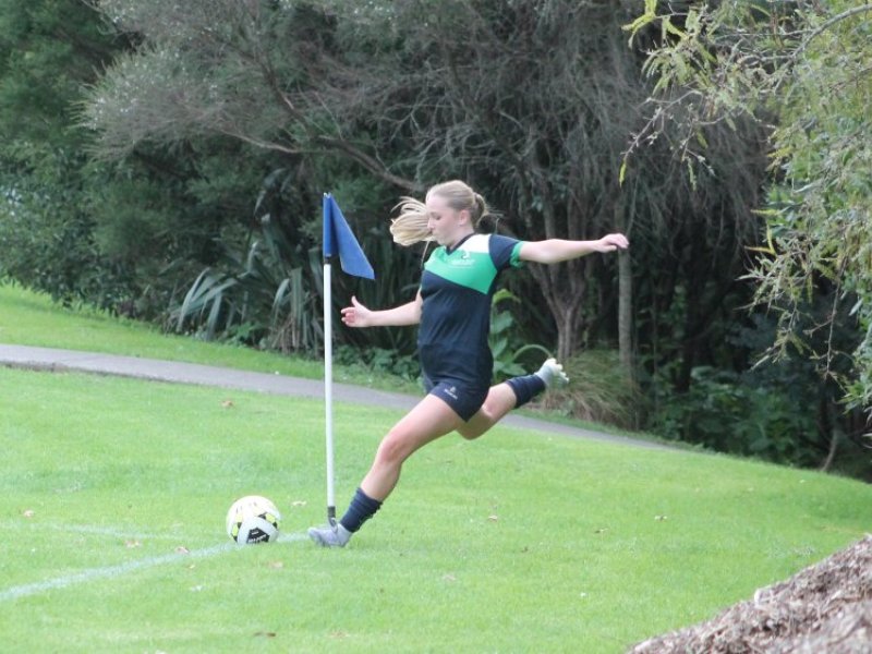 girls footy